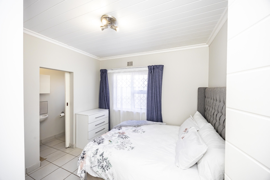 2 Bedroom Property for Sale in Gonubie Eastern Cape